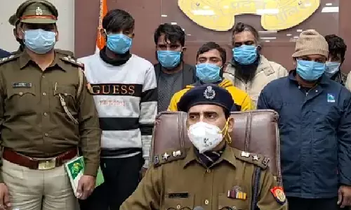 हाईवे पर ट्रक ड्राइवर की हत्या कर स्क्रब से भरा ट्रक लूटने वाले 6 बदमाश गिरफ्तार हाईवे पर ट्रक ड्राइवर की हत्या कर स्क्रब से भरा ट्रक लूटने वाले 6 बदमाश गिरफ्तार