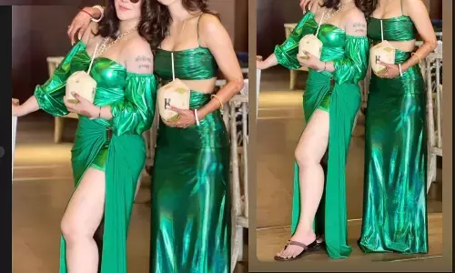 शादी के अगले दिन सहेलियों संग गोवा घूमने निकलीं मौनी रॉय, पार्टी की तस्वीरें वायरल