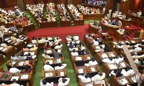 यूपी एमएलसी चुनाव को लेकर चुनाव आयोग की बड़ी घोषणा! यूपी एमएलसी चुनाव को लेकर चुनाव आयोग की बड़ी घोषणा!