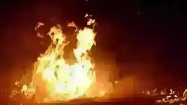 पश्चिम बंगाल में सरकारी अस्पताल के कोविड वार्ड में लगी आग, एक महिला की हुई मौत पश्चिम बंगाल में सरकारी अस्पताल के कोविड वार्ड में लगी आग, एक महिला की हुई मौत