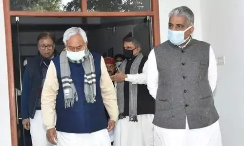 बिहार विधान परिषद की 24 सीटों के लिए होने वाले चुनाव के लिए BJP और JDU के बीच बनी सहमति बिहार विधान परिषद की 24 सीटों के लिए होने वाले चुनाव के लिए BJP और JDU के बीच बनी सहमति