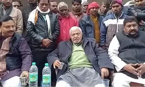 बेटे का टिकट कटने के सदमे में सपा नेता की मौत, 6 बार रहे थे विधायक बेटे का टिकट कटने के सदमे में सपा नेता की मौत, 6 बार रहे थे विधायक