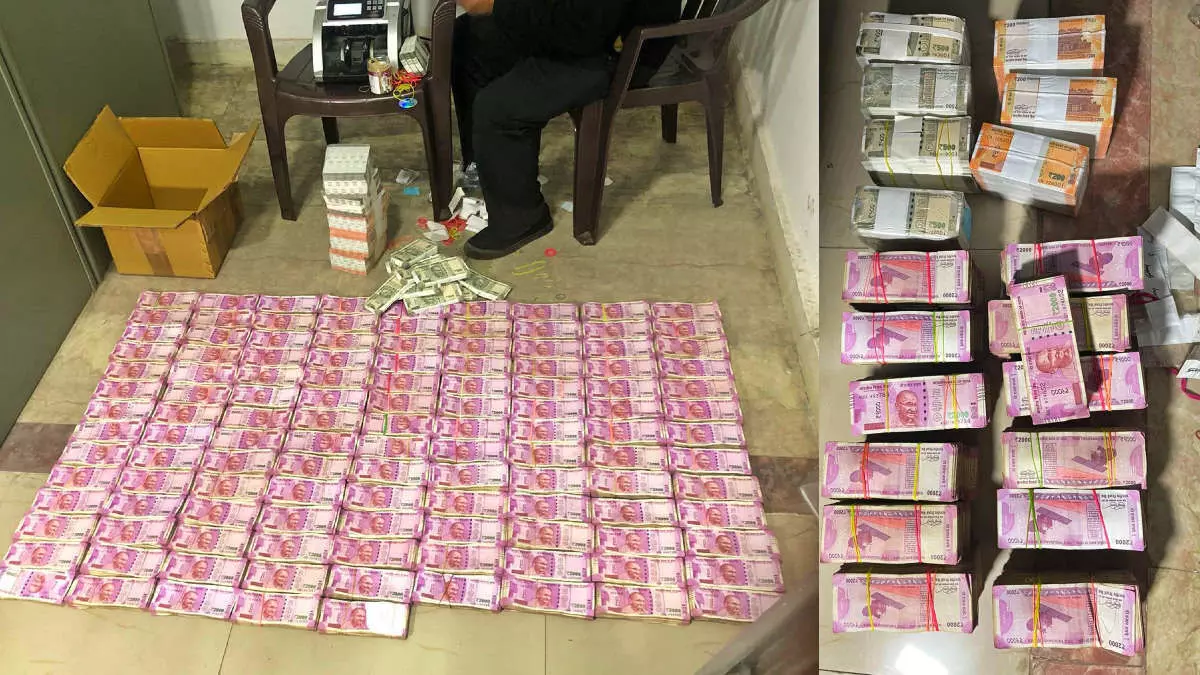 IT Raid: नोएडा में पूर्व IPS अफसर के घर आयकर का छापा, अब तक 3 करोड़ रुपये हुए बरामद