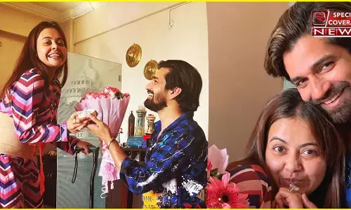 Shocking :गोपी बहू ने क्या कर ली सगाई? ऑनस्क्रीन देवर विशाल सिंह ने देवोलीना भट्टाचार्जी को रिंग पहनाते हुए शेयर की फोटो Shocking :गोपी बहू ने क्या कर ली सगाई? ऑनस्क्रीन देवर विशाल सिंह ने देवोलीना भट्टाचार्जी को रिंग पहनाते हुए शेयर की फोटो