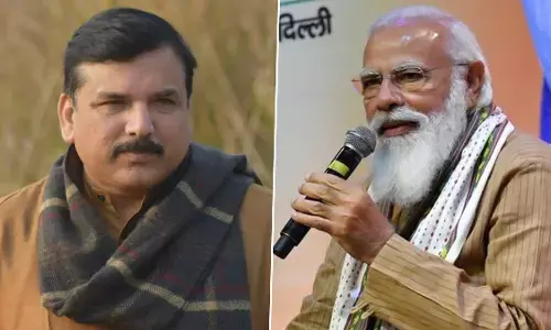 पाकिस्तान से डर लगता है तो चुनाव प्रचार में न निकले भाजपाई, बिना बुलाये केक खाने चले जाते हैं PM मोदी: संजय सिंह