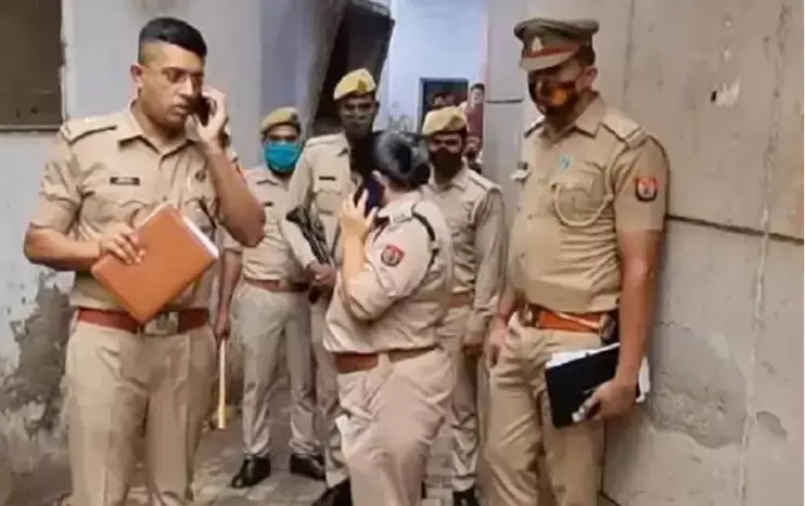 दो दिन से लापता हुई युवती का शव कुएं में मिला, पुलिस मामले की जांच करती हुई दो दिन से लापता हुई युवती का शव कुएं में मिला, पुलिस मामले की जांच करती हुई