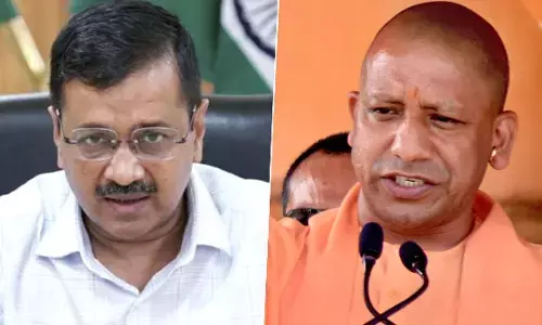 Suno Kejriwal, Suno Yogi: आधी रात को योगी आदित्यनाथ और अरविंद केजरीवाल में छिड़ा ट्वीट वॉर, इस वजह से भीड़ गए दो राज्यों के मुख्यमंत्री