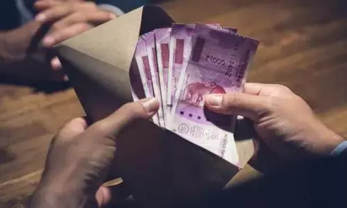 Rajasthan में भ्रष्टाचार की ऐसी कहानी, रिश्वत लेते पकड़ा गया पूरा ऑफिस, अधिकारी ने दिया अजीब बयान