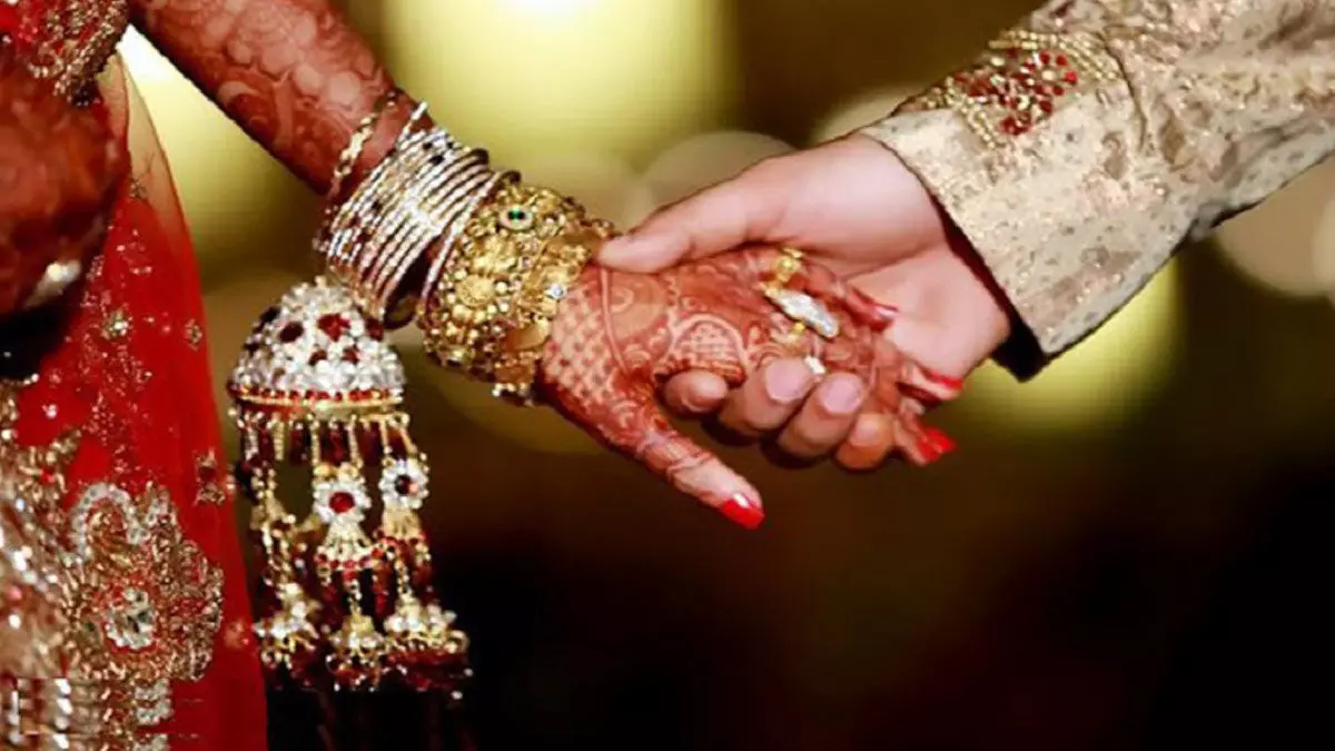 कुशीनगर हादसा : मातम के बाद सादगी से हुई शादी, सिर्फ दूल्हा पंहुचा दुल्हन के घर