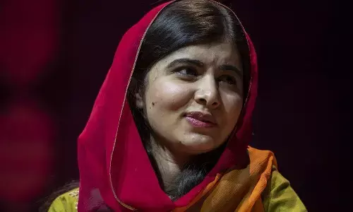 हिजाब विवाद में मलाला की एंट्री, बोलीं- हिजाब पहनने पर लड़कियों को स्कूल जाने से रोकना भयावह हिजाब विवाद में मलाला की एंट्री, बोलीं- हिजाब पहनने पर लड़कियों को स्कूल जाने से रोकना भयावह