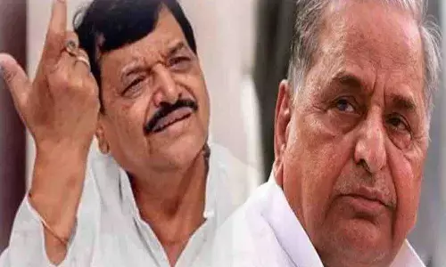 मुलायम की बात मानकर क्या शिवपाल ने कर दी गलती? मुलायम की बात मानकर क्या शिवपाल ने कर दी गलती?