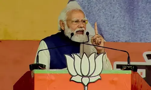 पहले चरण की वोटिंग के बीच सहारनपुर पहुंचे मोदी,  जनता से पूछे ये सवाल पहले चरण की वोटिंग के बीच सहारनपुर पहुंचे मोदी,  जनता से पूछे ये सवाल
