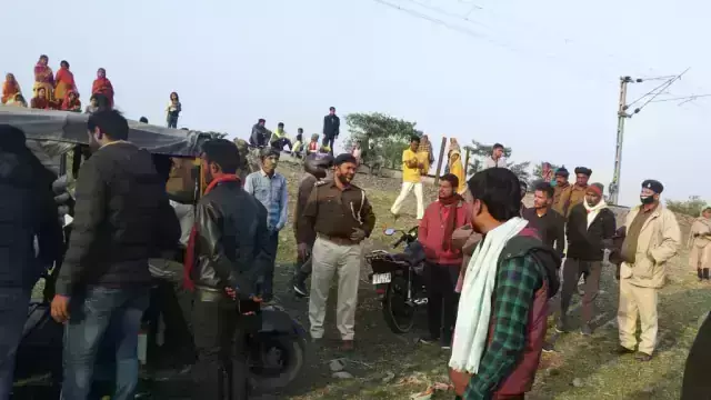 बिहार में चलती ट्रेन के आगे दोस्त को दिया धक्का, कटकर हुई दर्दनाक मौत बिहार में चलती ट्रेन के आगे दोस्त को दिया धक्का, कटकर हुई दर्दनाक मौत