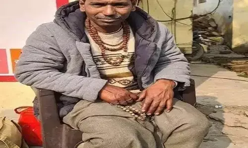 рдЕрдпреЛрдзреНрдпрд╛ рдХреЗ рдпреЗрд▓реЛ рдЬреЛрди рдореЗрдВ рдкрдХрдбрд╝рд╛ рдЧрдпрд╛ рдмрд╛рдВрдЧреНрд▓рд╛рджреЗрд╢реА рдпреБрд╡рдХ, рдЕрд▓рдЧ-рдЕрд▓рдЧ рдкрддреЗ рдХрд╛ рдЖрдзрд╛рд░ рдХрд╛рд░реНрдб рдмрд░рд╛рдордж рдЕрдпреЛрдзреНрдпрд╛ рдХреЗ рдпреЗрд▓реЛ рдЬреЛрди рдореЗрдВ рдкрдХрдбрд╝рд╛ рдЧрдпрд╛ рдмрд╛рдВрдЧреНрд▓рд╛рджреЗрд╢реА рдпреБрд╡рдХ, рдЕрд▓рдЧ-рдЕрд▓рдЧ рдкрддреЗ рдХрд╛ рдЖрдзрд╛рд░ рдХрд╛рд░реНрдб рдмрд░рд╛рдордж