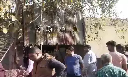 Bulandshahr breaking:  फैक्ट्री में बॉयलर फटने से दर्दनाक हादसा, दो मजदूरों की मौत Bulandshahr breaking:  फैक्ट्री में बॉयलर फटने से दर्दनाक हादसा, दो मजदूरों की मौत