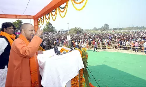 मैनपुरी में सपा पर बरसे मुख्यमंत्री योगी मैनपुरी में सपा पर बरसे मुख्यमंत्री योगी