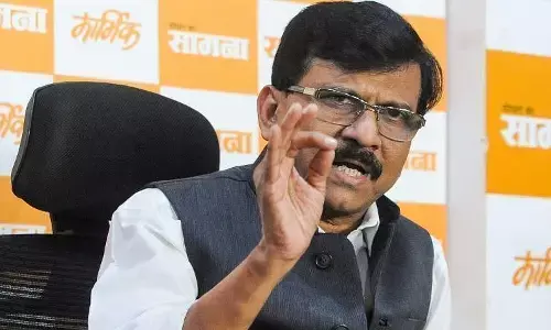 Shivsena नेता Sanjay Raut का दावा- अगले कुछ दिनों में बीजेपी के साढ़े तीन लोग जेल में होंगे, हमने बहुत बर्दाश्त किया है Shivsena नेता Sanjay Raut का दावा- अगले कुछ दिनों में बीजेपी के साढ़े तीन लोग जेल में होंगे, हमने बहुत बर्दाश्त किया है
