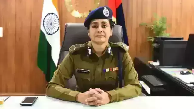 गुरुग्राम की पहली महिला पुलिस कमिश्नर बनीं IPS कला रामचंद्रन गुरुग्राम की पहली महिला पुलिस कमिश्नर बनीं IPS कला रामचंद्रन