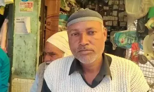 मुस्लिम मतदाताओं को नहीं है अयूब पर भरोसा मुस्लिम मतदाताओं को नहीं है अयूब पर भरोसा