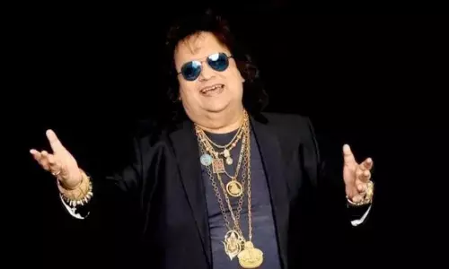 Bappi Lahiri Death : दिग्गज संगीतकार बप्पी लहरी का निधन, मुंबई के अस्पताल में ली अंतिम सांस Bappi Lahiri Death : दिग्गज संगीतकार बप्पी लहरी का निधन, मुंबई के अस्पताल में ली अंतिम सांस
