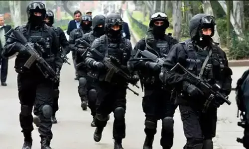 दिल्ली: सीमापुरी इलाके में मिला संदिग्ध बैग, NSG की टीम के साथ बढ़ाई गई सुरक्षा व्यवस्था दिल्ली: सीमापुरी इलाके में मिला संदिग्ध बैग, NSG की टीम के साथ बढ़ाई गई सुरक्षा व्यवस्था