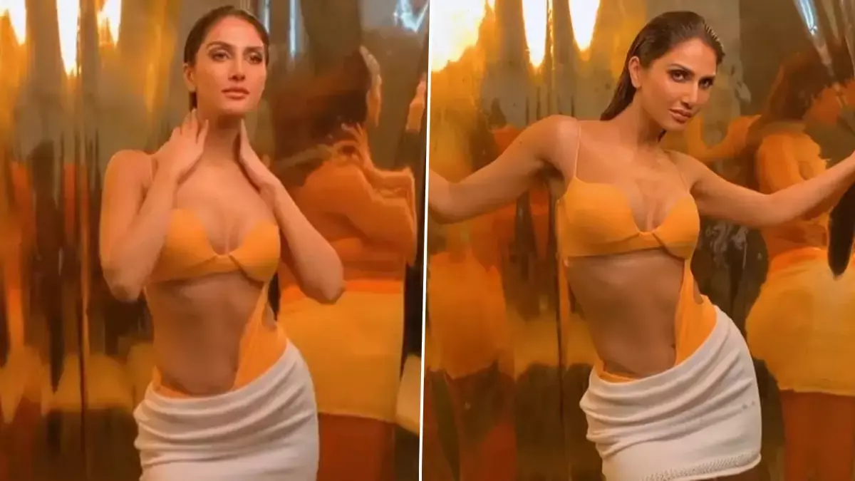 Vaani Kapoor Sexy Photoshoot: वाणी कपूर ने Sexy बिकिनी पहनकर कराया बोल्ड फोटोशूट, इंटरनेट पर वायरल हुआ Sexy Video Vaani Kapoor Sexy Photoshoot: वाणी कपूर ने Sexy बिकिनी पहनकर कराया बोल्ड फोटोशूट, इंटरनेट पर वायरल हुआ Sexy Video