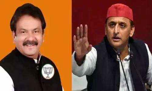 अखिलेश यादव और एसपी सिंह हैं आमने-सामने, करहल के जसवंतपुर में कल दोबारा होगा मतदान अखिलेश यादव और एसपी सिंह हैं आमने-सामने, करहल के जसवंतपुर में कल दोबारा होगा मतदान