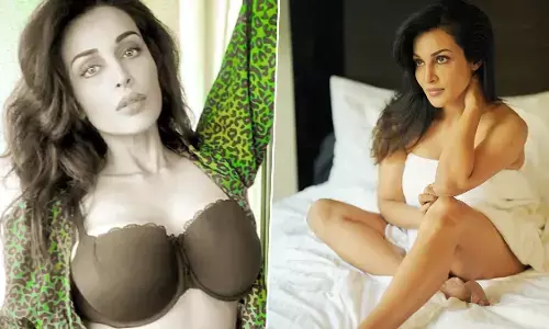 Flora Saini Sexy Video: गंदी बात एक्ट्रेस Flora Saini ने ब्रा पहनकर पोस्ट की बेहद Sexy Video, इंटरनेट पर हुई Viral Flora Saini Sexy Video: गंदी बात एक्ट्रेस Flora Saini ने ब्रा पहनकर पोस्ट की बेहद Sexy Video, इंटरनेट पर हुई Viral