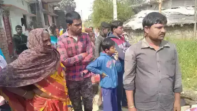 बेटे की तबियत ठीक ना होने पर ओझा को ही उतारा मौत के घाट बेटे की तबियत ठीक ना होने पर ओझा को ही उतारा मौत के घाट