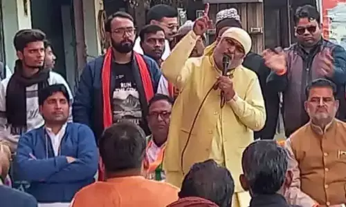 गोरखपुर में भाजपा प्रत्याशी पर हमला, लाठी-डंडे लेकर दो दर्जन से....? गोरखपुर में भाजपा प्रत्याशी पर हमला, लाठी-डंडे लेकर दो दर्जन से....?