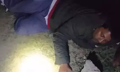 आजमगढ़: में अवैध शराब फैक्टरी संचालक पुलिस मुठभेड़ में घायल, 50 हजार का था इनाम