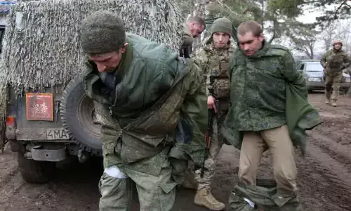 जंग के 24 घंटे बाद जानें यूक्रेन का क्या है हाल?