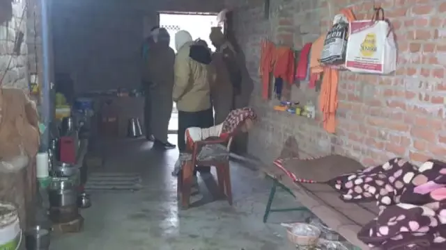 रामजानकी मठ की महिला साध्वी को बदमाशों ने मारी गोली रामजानकी मठ की महिला साध्वी को बदमाशों ने मारी गोली