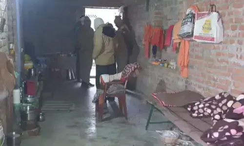 रामजानकी मठ की महिला साध्वी को बदमाशों ने मारी गोली रामजानकी मठ की महिला साध्वी को बदमाशों ने मारी गोली