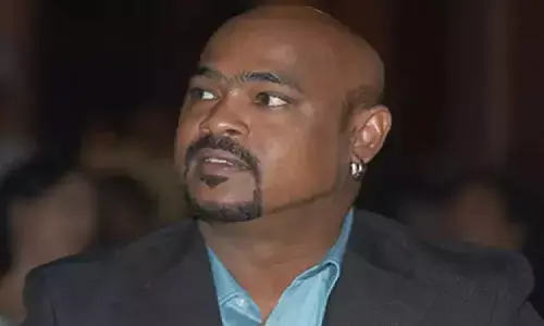 Vindo Kambli Arrested: पूर्व क्रिकेटर विनोद कांबली गिरफ्तार! बाद में बेल पर छोड़ा, जानें क्या है आरोप? Vindo Kambli Arrested: पूर्व क्रिकेटर विनोद कांबली गिरफ्तार! बाद में बेल पर छोड़ा, जानें क्या है आरोप?