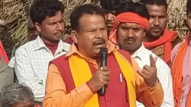 चुनाव आयोग का आदेश, बीजेपी प्रत्‍याशी राघवेंद्र प्रताप 24 घंटे तक नही करेंगे चुनाव प्रचार, जानें मामला क्या है?