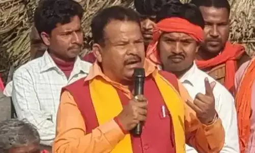 चुनाव आयोग का आदेश, बीजेपी प्रत्‍याशी राघवेंद्र प्रताप 24 घंटे तक नही करेंगे चुनाव प्रचार, जानें मामला क्या है?