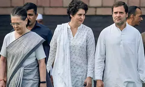 यूपी में कांग्रेस के विधायक दो और राज्यसभा भेजे गए तीन, आत्महत्या नहीं और क्या? यूपी में कांग्रेस के विधायक दो और राज्यसभा भेजे गए तीन, आत्महत्या नहीं और क्या?