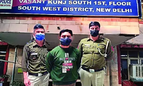 होटल में युवती की हत्या, प्रेमी ने खोला चौंकाने वाला राज होटल में युवती की हत्या, प्रेमी ने खोला चौंकाने वाला राज