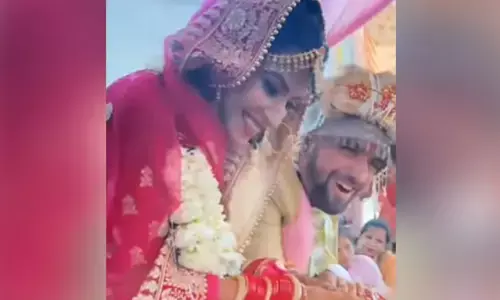 पंडित जी ने दूल्हे को बताए वैवाहिक नियम, बोला- ये तो मैं 6 साल से कर कहा हूं, हंसते-हंसते लोटपोट हुई दुल्हन