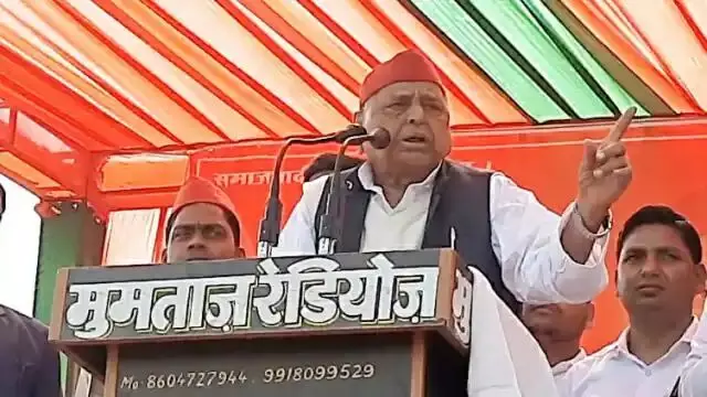 Mulayam Singh Yadav News: मुलायम सिंह की हालत नाजुक, वेंटिलेटर पर शिफ्ट किये गए.. Mulayam Singh Yadav News: मुलायम सिंह की हालत नाजुक, वेंटिलेटर पर शिफ्ट किये गए..