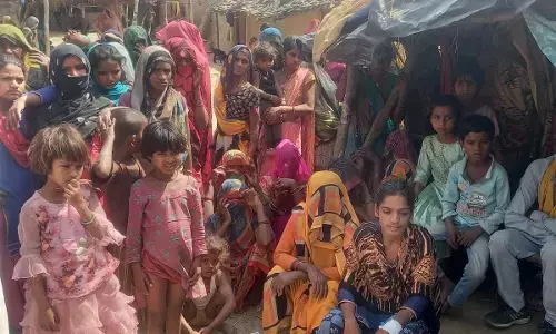 हाथ बांध कर दो चचेरी बहनें गंगा में कूदी एक की मौत एक गंभीर हाथ बांध कर दो चचेरी बहनें गंगा में कूदी एक की मौत एक गंभीर