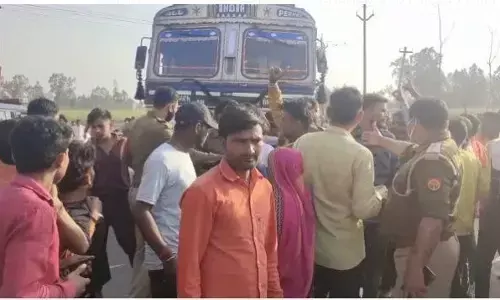 पेट्रोल पंप के निर्माणाधीन चल रहे काम के दौरान मिट्टी की ढांग गिरने से 3 मजदूर मिट्टी में दबे, मजदूर की मौत