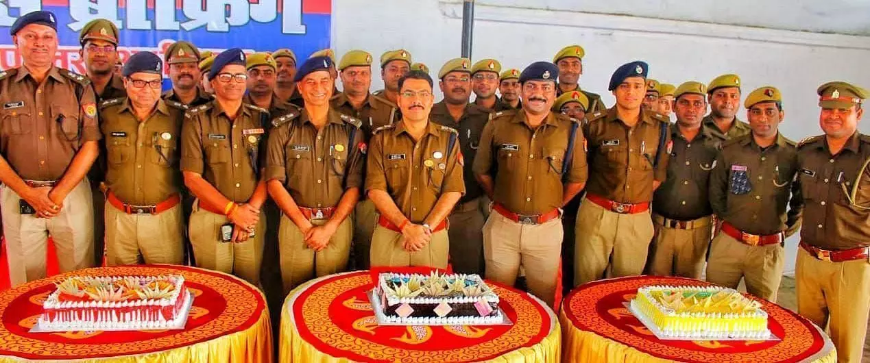 सकुशल चुनाव संपन्न कराने पर एसएसपी ने पुलिसजनों को किया सम्मानित