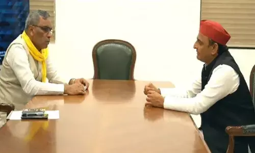 ओपी राजभर ने अखिलेश यादव को दी AC की हवा से बाहर निकलने की सलाह, जानें क्या कहा? ओपी राजभर ने अखिलेश यादव को दी AC की हवा से बाहर निकलने की सलाह, जानें क्या कहा?