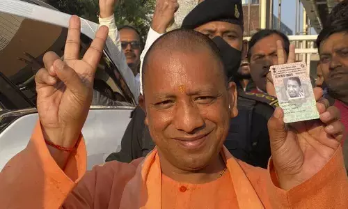 CM योगी के जीत के साथ टूटे 7 रिकॉर्ड, क्या आप को पता है? CM योगी के जीत के साथ टूटे 7 रिकॉर्ड, क्या आप को पता है?