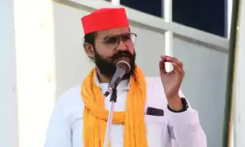माफिया मुख्तार के विधायक बेटे अब्बास की गिरफ्तारी के लिए लखनऊ में कई जगह पुलिस का छापा माफिया मुख्तार के विधायक बेटे अब्बास की गिरफ्तारी के लिए लखनऊ में कई जगह पुलिस का छापा