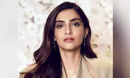 सोनम कपूर के ससुर की कंपनी के साथ हुआ साइबर फ्रॉड, निकाले 27 करोड़, पुलिस गिरफ्त में 9 आरोपी सोनम कपूर के ससुर की कंपनी के साथ हुआ साइबर फ्रॉड, निकाले 27 करोड़, पुलिस गिरफ्त में 9 आरोपी