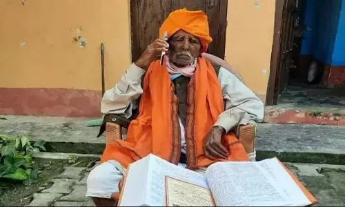 मुख्यमंत्री योगी ने 106 वर्षीय पूर्व विधायक का फोन करके जाना हाल मुख्यमंत्री योगी ने 106 वर्षीय पूर्व विधायक का फोन करके जाना हाल