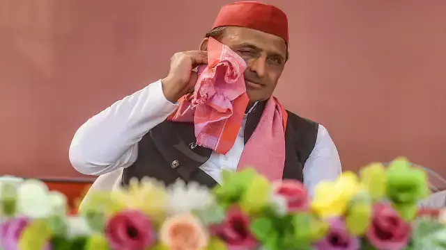 अखिलेश यादव को बड़ा झटका, इस सदन में गंवाया नेता विरोधी दल का पद, 40 दिन ही इस कुर्सी पर रह पाए